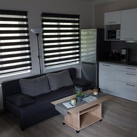Ferienwohnung Am Stadtwald ไฟรแบร์ก ภายนอก รูปภาพ