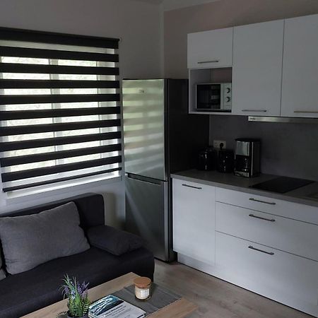 Ferienwohnung Am Stadtwald ไฟรแบร์ก ภายนอก รูปภาพ