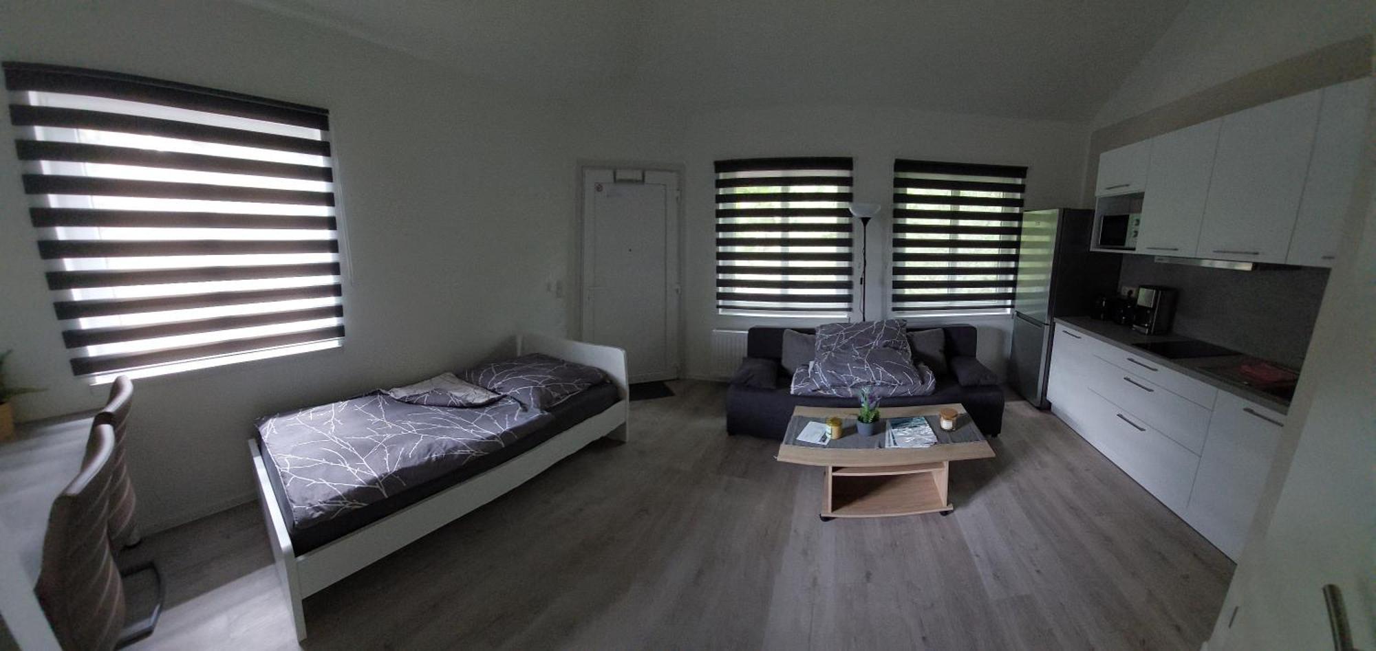 Ferienwohnung Am Stadtwald ไฟรแบร์ก ภายนอก รูปภาพ
